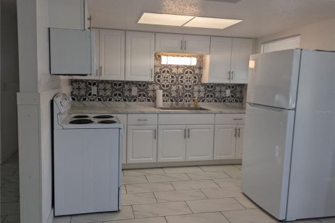 Casa en venta en Punta Gorda, Florida, 2 dormitorios, 91.79 m2 № 1547458 - foto 13