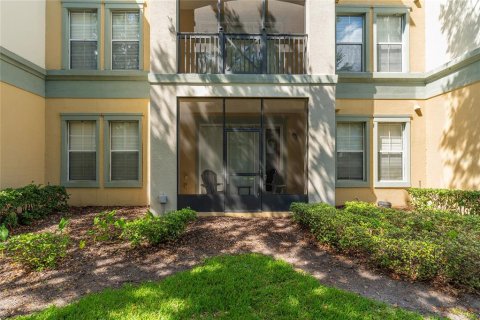 Condo in Windermere, Florida, 2 bedrooms № 2098067 - photo 3