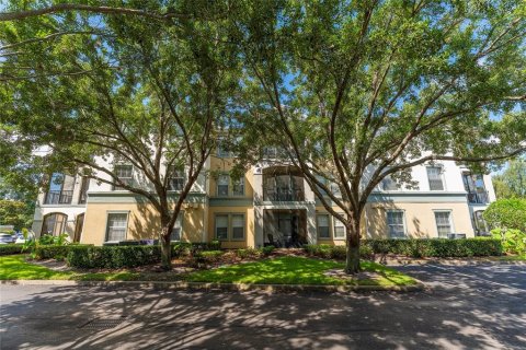 Condo in Windermere, Florida, 2 bedrooms № 2098067 - photo 2