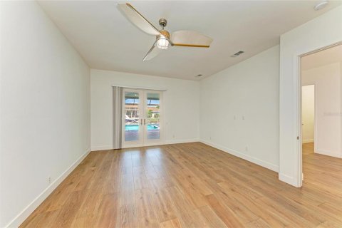 Casa en venta en Bradenton, Florida, 4 dormitorios, 208.29 m2 № 1915741 - foto 20