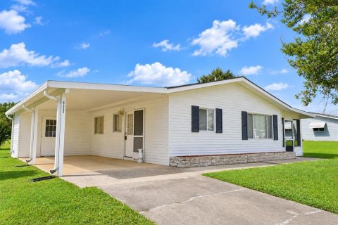 Villa ou maison à Ocala, Floride 2 chambres, 89.19 m2 № 2368931