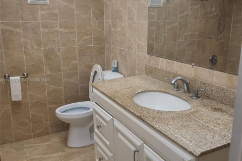 Touwnhouse à vendre à Davie, Floride: 3 chambres, 155.15 m2 № 2079247 - photo 9