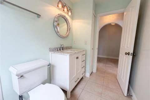 Condo in Bradenton, Florida, 2 bedrooms  № 2227352 - photo 21