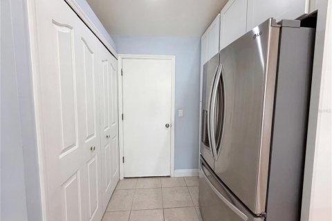 Condo in Bradenton, Florida, 2 bedrooms  № 2227352 - photo 23