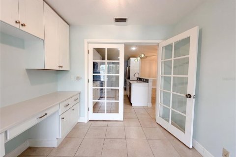 Condo in Bradenton, Florida, 2 bedrooms  № 2227352 - photo 14