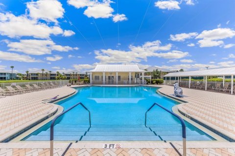 House in Punta Gorda, Florida 2 bedrooms, 139.63 sq.m. № 1883640 - photo 27