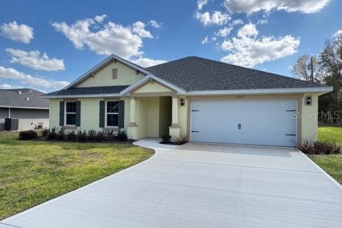 House in Ocala, Florida 4 bedrooms, 162.86 sq.m. № 2376627