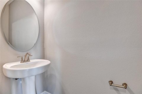 Casa en venta en Kissimmee, Florida, 5 dormitorios, 281.49 m2 № 1313747 - foto 6