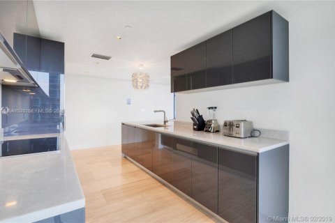 Copropriété à louer à Miami, Floride: 2 chambres, 99.96 m2 № 2051445 - photo 7