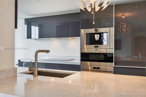 Copropriété à louer à Miami, Floride: 2 chambres, 99.96 m2 № 2051445 - photo 8