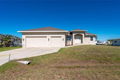 Casa en venta en Punta Gorda, Florida, 3 dormitorios, 180.04 m2 № 1569851 - foto 2