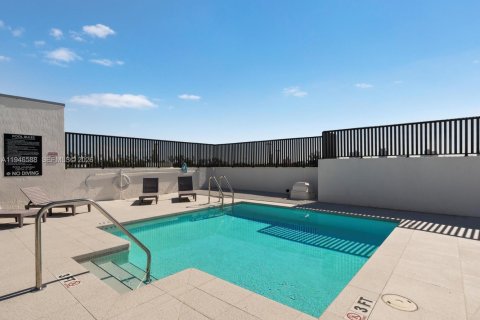 Снять в аренду кондоминиум в Майами-Бич, Флорида 2 спальни, 82.31м2, № 2004456 - фото 23