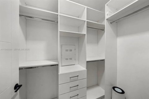 Снять в аренду кондоминиум в Майами-Бич, Флорида 2 спальни, 82.31м2, № 2004456 - фото 20