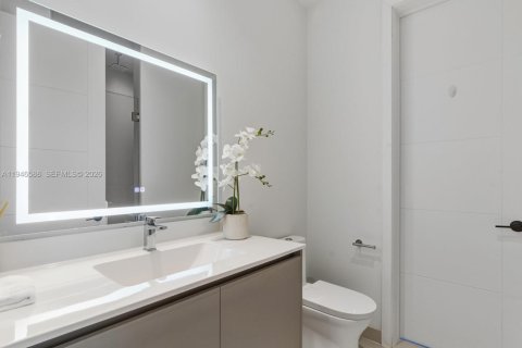 Снять в аренду кондоминиум в Майами-Бич, Флорида 2 спальни, 82.31м2, № 2004456 - фото 11