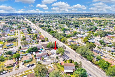 Villa ou maison à vendre à Miami Gardens, Floride: 3 chambres, 138.7 m2 № 1970158 - photo 7