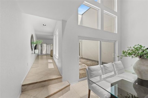 Adosado en venta en Tampa, Florida, 2 dormitorios, 161.84 m2 № 1689714 - foto 20