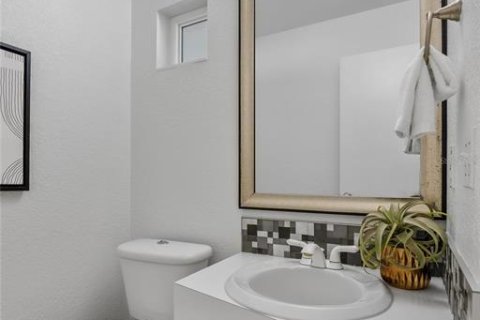 Adosado en venta en Tampa, Florida, 2 dormitorios, 161.84 m2 № 1689714 - foto 26
