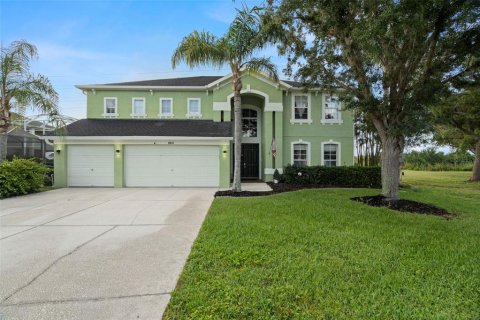 House in New Port Richey, Florida 5 bedrooms, 338.07 sq.m. № 1740562 - photo 4