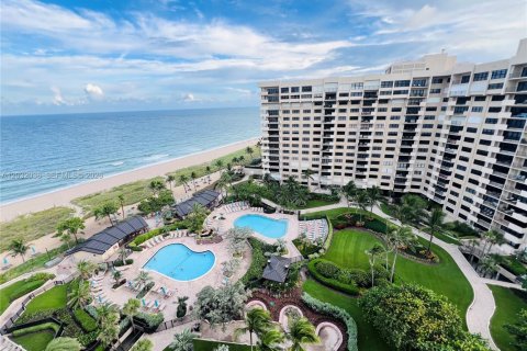 Condominio en alquiler en Lauderdale-by-the-Sea, Florida, 2 dormitorios, 133.13 m2 № 2077949 - foto 25