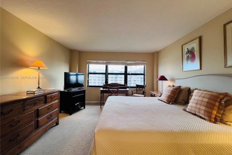 Condominio en alquiler en Lauderdale-by-the-Sea, Florida, 2 dormitorios, 133.13 m2 № 2077949 - foto 30