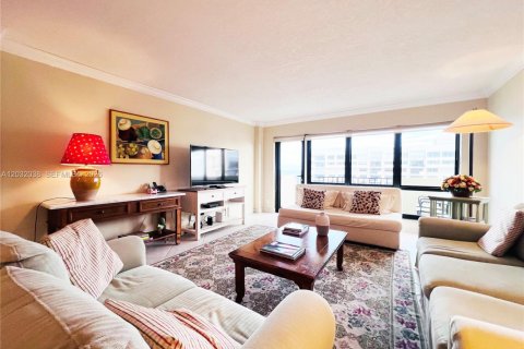 Condominio en alquiler en Lauderdale-by-the-Sea, Florida, 2 dormitorios, 133.13 m2 № 2077949 - foto 10