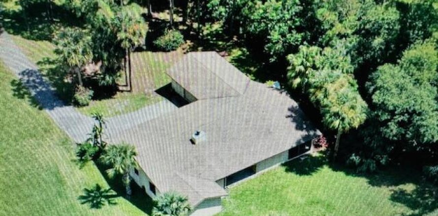 House in West Palm Beach, Florida 4 bedrooms, 237.09 sq.m. № 1072473