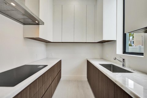 Casa en venta en Boca Raton, Florida, 5 dormitorios, 605.72 m2 № 2176841 - foto 16