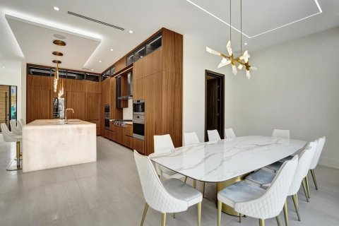 Casa en venta en Boca Raton, Florida, 5 dormitorios, 605.72 m2 № 2176841 - foto 12
