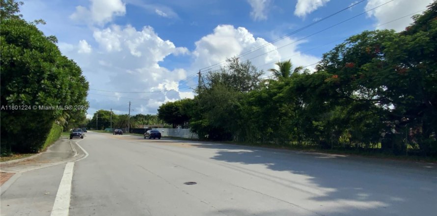 Casa en Miami, Florida 2 dormitorios, 140.84 m2 № 1861953