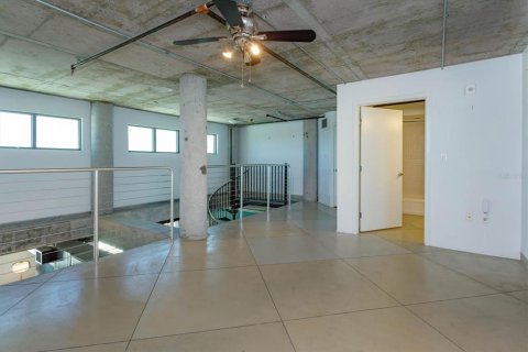 Condo in Orlando, Florida, 2 bedrooms  № 1583721 - photo 23