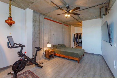 Condo in Orlando, Florida, 2 bedrooms  № 1583721 - photo 13
