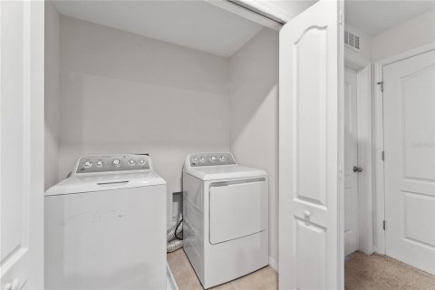 Adosado en venta en Kissimmee, Florida, 3 dormitorios, 168.71 m2 № 1656830 - foto 23