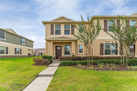 Adosado en venta en Kissimmee, Florida, 3 dormitorios, 168.71 m2 № 1656830 - foto 1