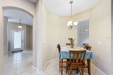 Townhouse in Winter Springs, Florida 3 bedrooms, 177.81 sq.m. № 1372111 - photo 24