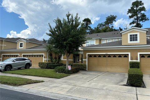 Townhouse in Winter Springs, Florida 3 bedrooms, 177.81 sq.m. № 1372111 - photo 3