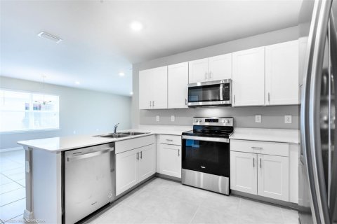 Casa en alquiler en Port Charlotte, Florida, 2 dormitorios, 139.35 m2 № 1901743 - foto 16