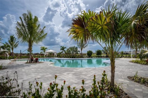 Casa en alquiler en Port Charlotte, Florida, 2 dormitorios, 139.35 m2 № 1901743 - foto 3