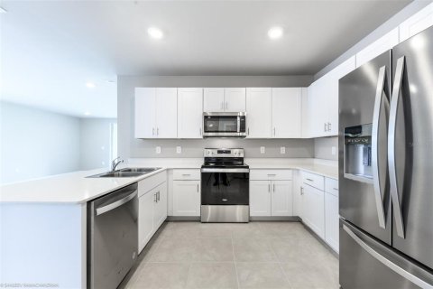 Casa en alquiler en Port Charlotte, Florida, 2 dormitorios, 139.35 m2 № 1901743 - foto 15