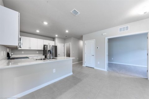 Casa en alquiler en Port Charlotte, Florida, 2 dormitorios, 139.35 m2 № 1901743 - foto 13