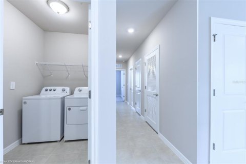 Casa en alquiler en Port Charlotte, Florida, 2 dormitorios, 139.35 m2 № 1901743 - foto 18