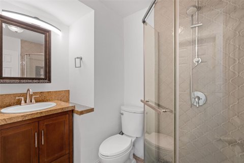 House in Hollywood, Florida 3 bedrooms, 102.56 sq.m. № 2031027 - photo 27