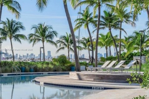 Снять в аренду кондоминиум в Майами-Бич, Флорида 1 спальня, 93.65м2, № 1958474 - фото 21