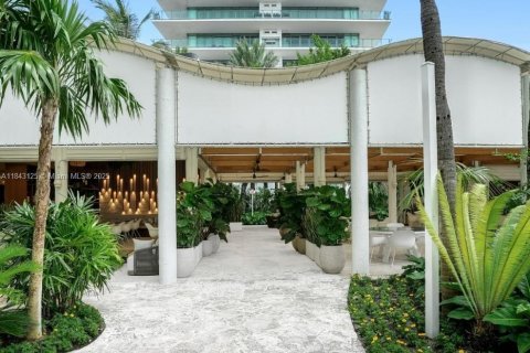 Снять в аренду кондоминиум в Майами-Бич, Флорида 1 спальня, 93.65м2, № 1958474 - фото 20