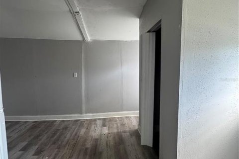 Villa ou maison à vendre à New Smyrna Beach, Floride: 2 chambres, 93 m2 № 1915580 - photo 27