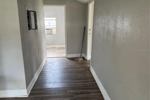 Villa ou maison à vendre à New Smyrna Beach, Floride: 2 chambres, 93 m2 № 1915580 - photo 21