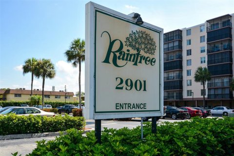 Condo in Bradenton, Florida, 2 bedrooms  № 1906959 - photo 3