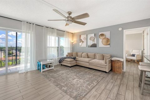 Condo in Bradenton, Florida, 2 bedrooms  № 1906959 - photo 6
