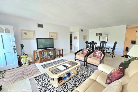Copropriété à louer à Clearwater, Floride: 1 chambre, 115.57 m2 № 2105136 - photo 12