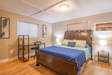 Apartment in Orlando, Florida 4 bedrooms, 171.4 sq.m. № 671199 - photo 15