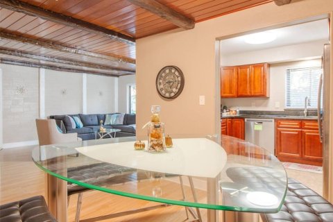 Apartment in Orlando, Florida 4 bedrooms, 171.4 sq.m. № 671199 - photo 5